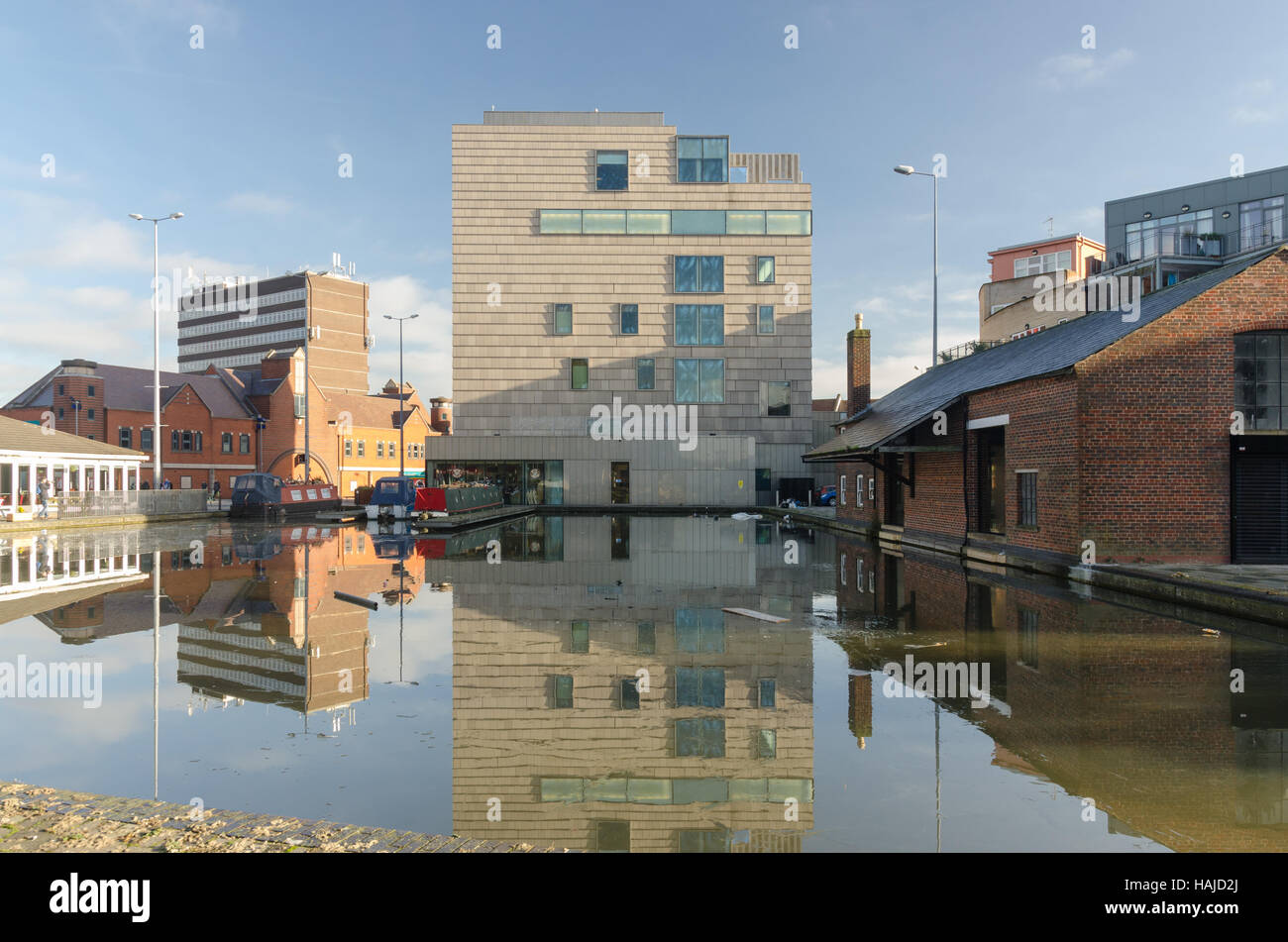 La nouvelle Art Gallery à Walsall qui a ouvert ses portes en 2000 et est aujourd'hui menacée de fermeture en raison de la réduction des dépenses. Banque D'Images