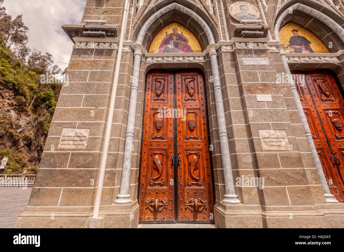 Las Lajas sanctuaire est une basilique église construite entre 1916 et 1948, la Colombie, l'Amérique du Sud Banque D'Images