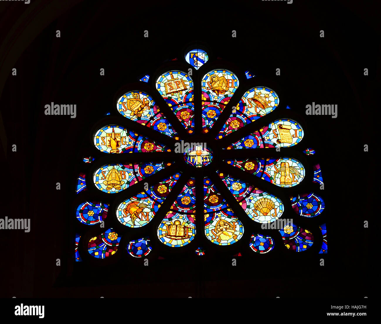 Rosace de vitraux dans la Cathédrale Sainte-Geneviève à Paris Banque D'Images