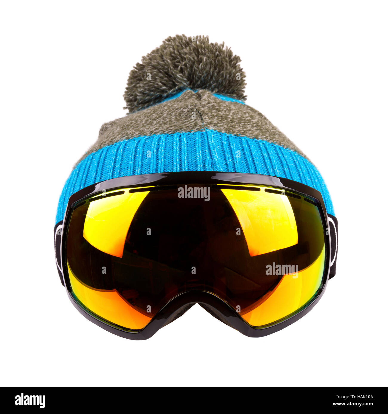 Les lunettes de ski et bonnet de laine isolated on white Banque D'Images