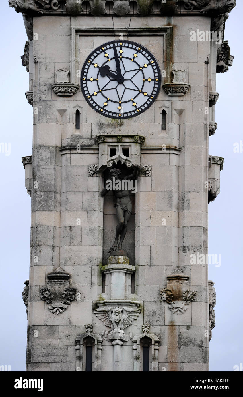 Whitehead Clock Tower à l'extérieur de la Mairie, Bury, Lancashire. Photo par Paul Heyes, Jeudi 01 Décembre, 2016. Banque D'Images