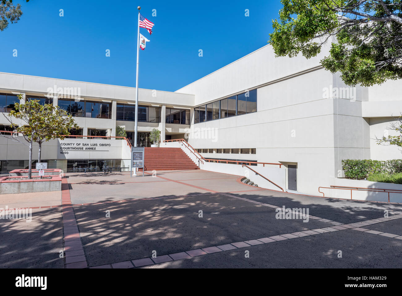 Le bâtiment de la Cour de comté supérieure à San Luis Obispo, Californie, USA Banque D'Images