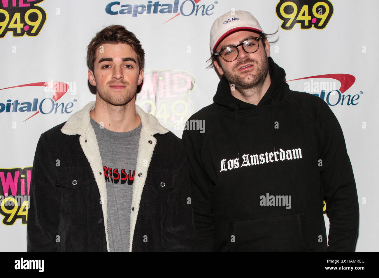 San Jose, États-Unis. 06Th Dec 2016. L'artiste d'enregistrement (L-R) Andrew Taggart et Alex Pall du duo de musique La Chainsmokers 94.9FM' sauvages fréquentent's Jingle Ball 2016 présentée par Capital One à SAP Center le 1 décembre 2016 à San Jose, Californie. Crédit : l'accès Photo/Alamy Live News Banque D'Images