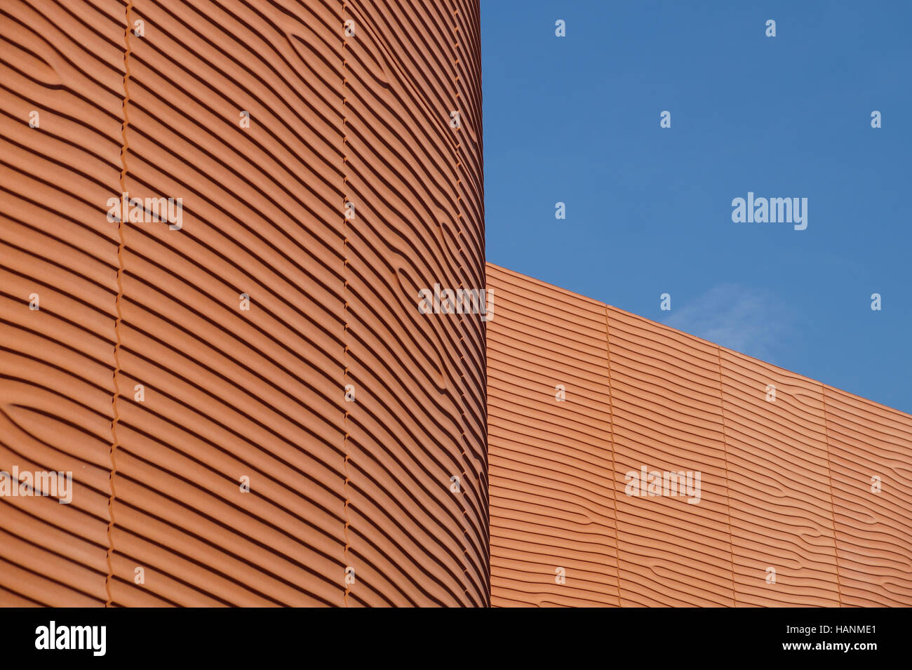 L'architecture urbaine moderne, façade vague abstrait Banque D'Images