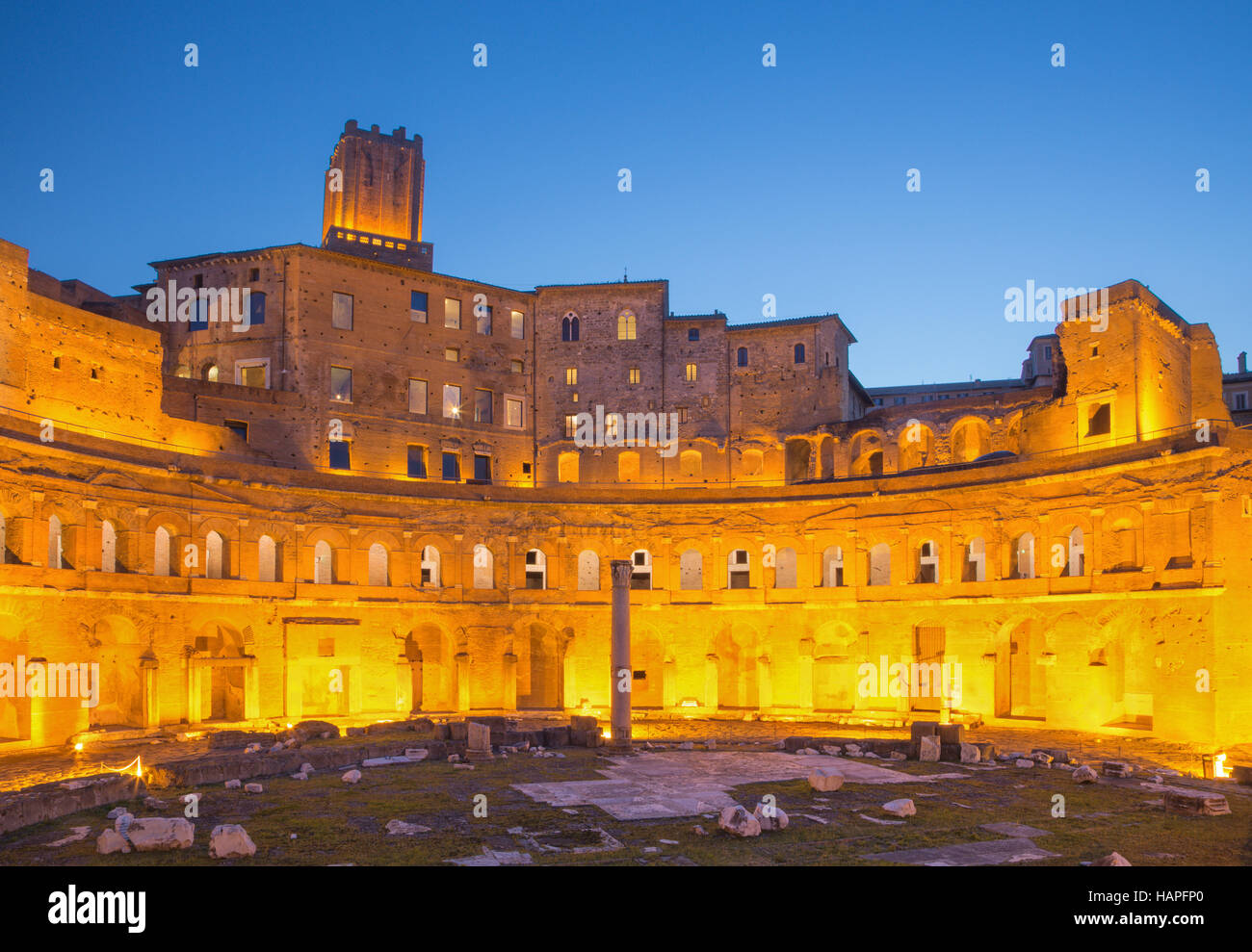 Rome - Foro di Traiano - Forum de Trajan au crépuscule Banque D'Images