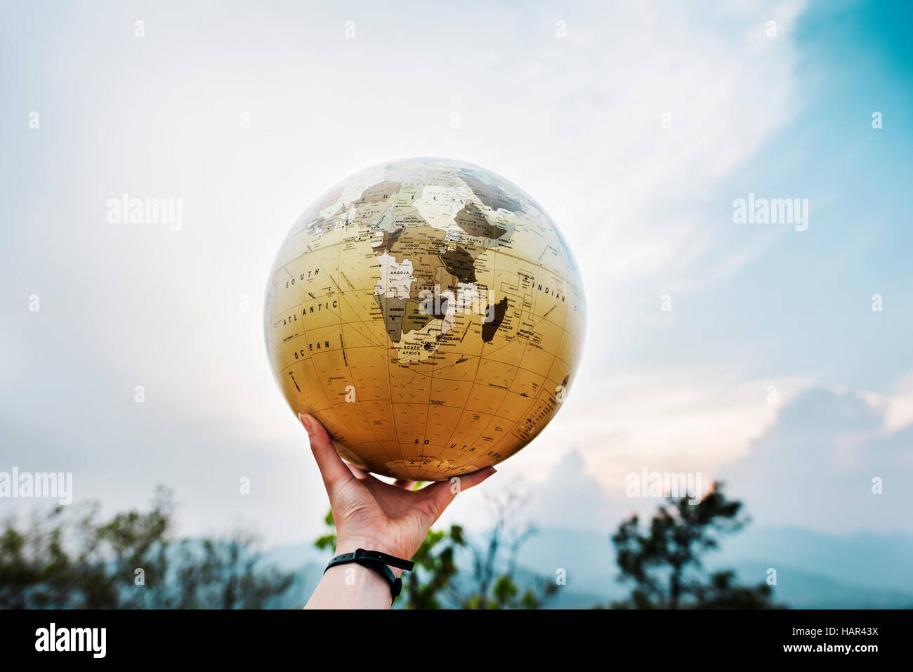 Hand Holding Globe World Concept Emplacement Banque D'Images