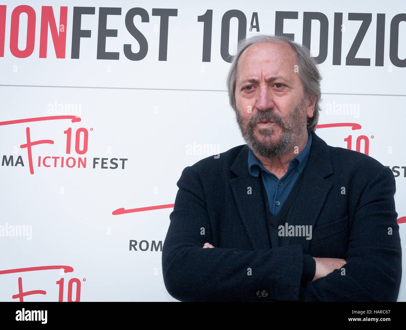 Roma, Italie. 09Th Dec 2016. Giuseppe Piccioni durant la photocall de la conférence de presse pour présenter la dixième édition de 'Roma Fiction Fest' Credit : Andrea Bracaglia/Pacific Press/Alamy Live News Banque D'Images