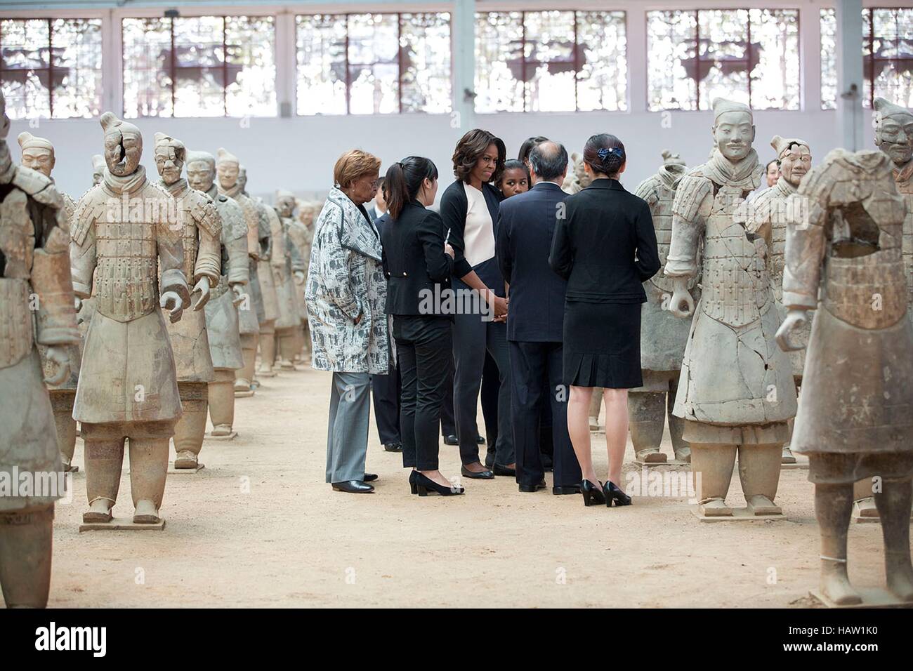 Première Dame des États-Unis Michelle Obama et ses filles Malia et Sasha Obama Obama la terra cotta Warriors tour 24 Mars, 2014 à Xi'an, province du Shaanxi, en Chine. Banque D'Images
