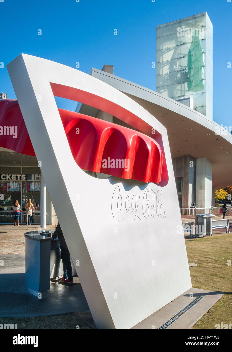Le monde de Coca-Cola au centre-ville d'Atlanta, en Géorgie, au Centennial Olympic Park. Banque D'Images