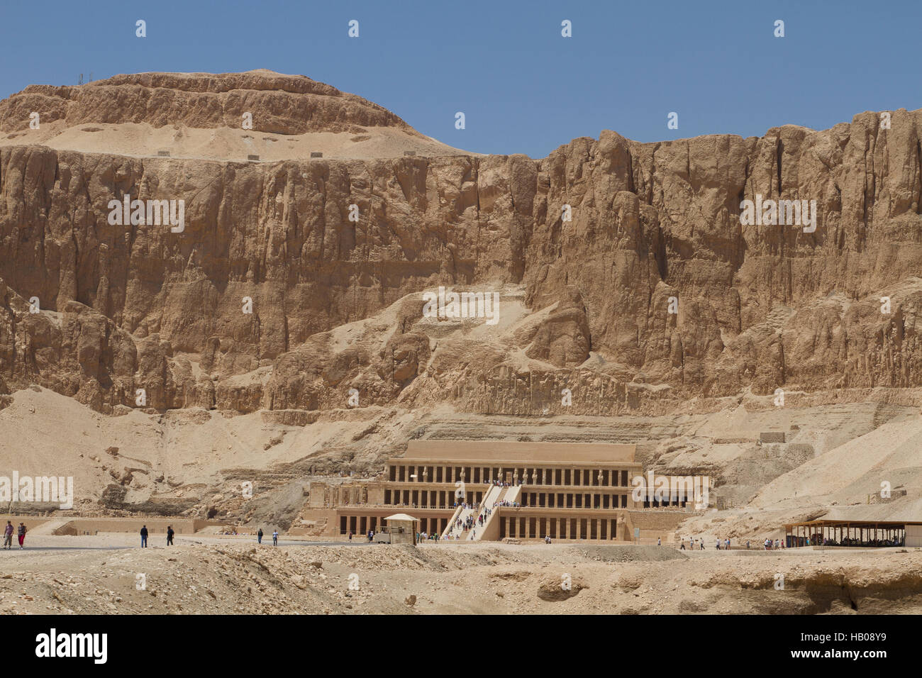 Hatshepsout est un pharaon de la dynastie qui a été l'un des quelques dirigeants de sexe féminin dans l'Egypte ancienne. Son règne est le plus long de toutes les femmes Banque D'Images