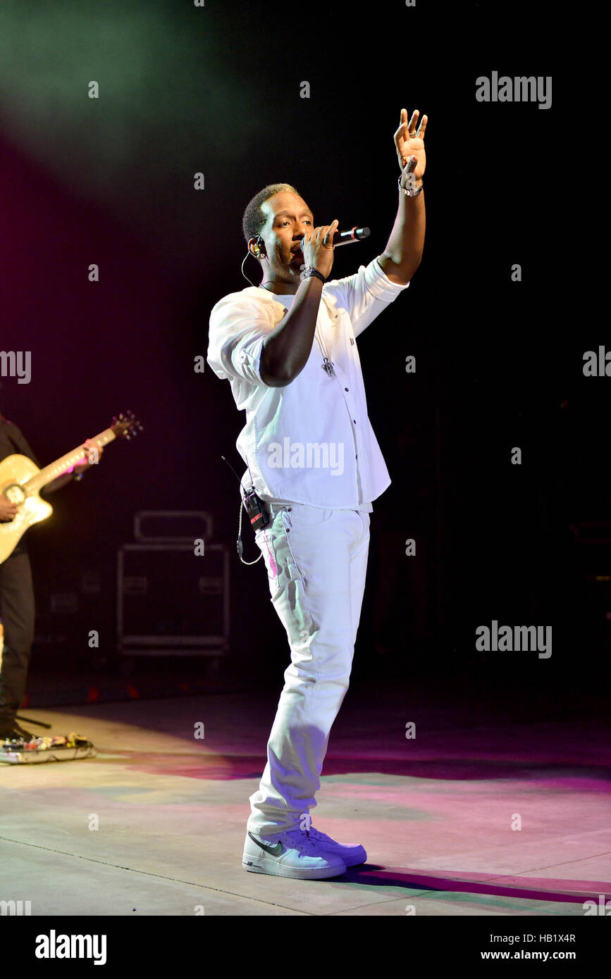 Pompano Beach, FL, USA. 09Th Dec 2016. Shawn Stockman de Boyz II Men effectue sur scène à Pompano Beach Amphitheatre le 2 décembre 2016 à Pompano Beach, en Floride. © Mpi10/media/Alamy Punch Live News Banque D'Images