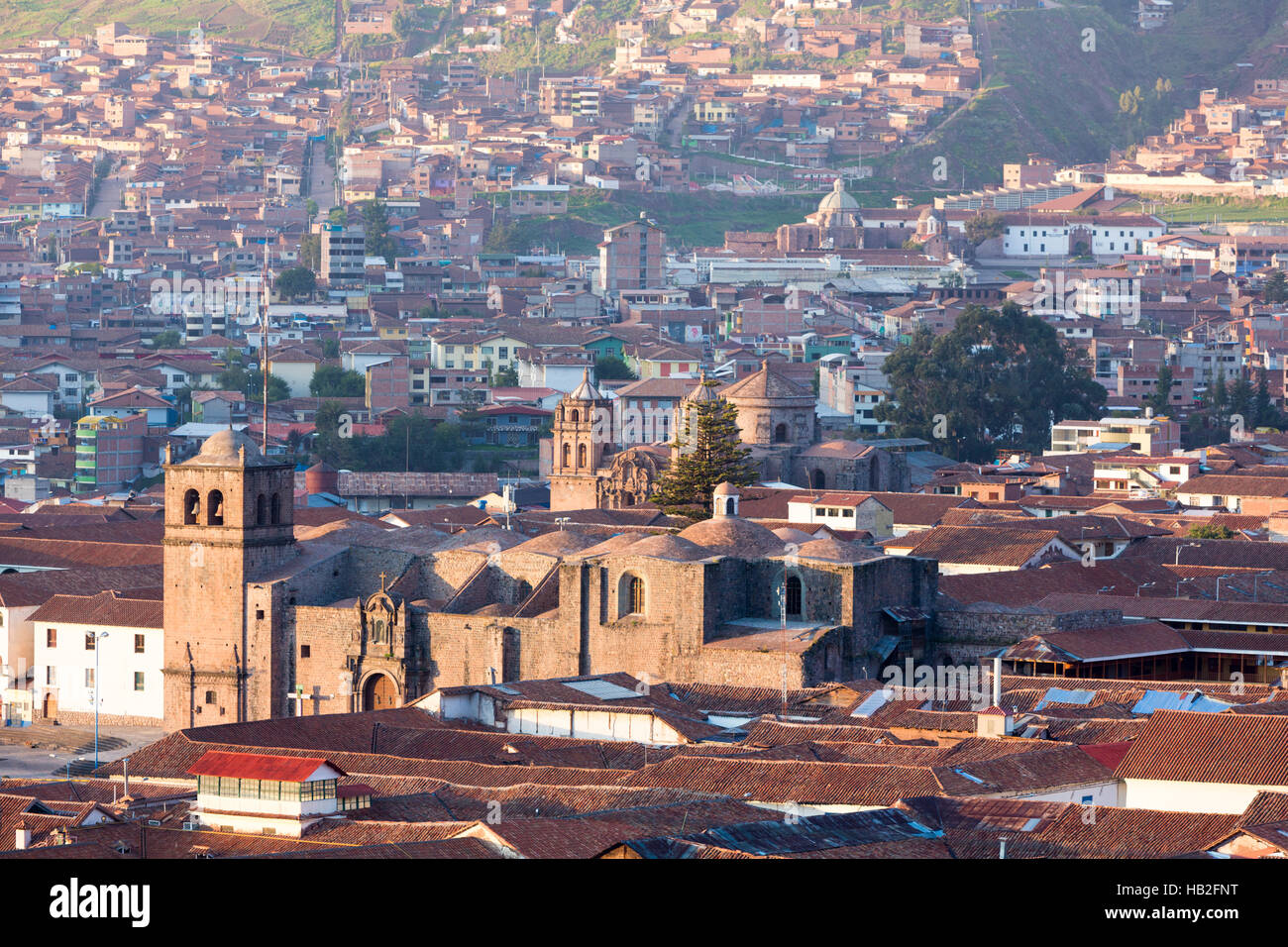 Vue aérienne de la ville de Cusco avec matin lever de soleil à Plaza de Armas, Pérou Banque D'Images