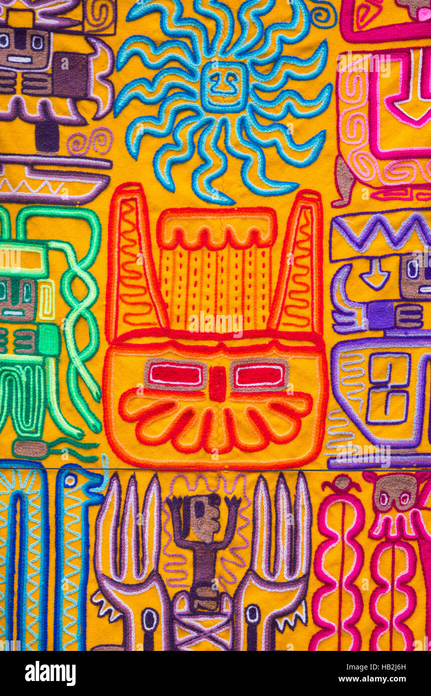Mode # natif indiens et tapis de couleur de fond, Pérou Banque D'Images