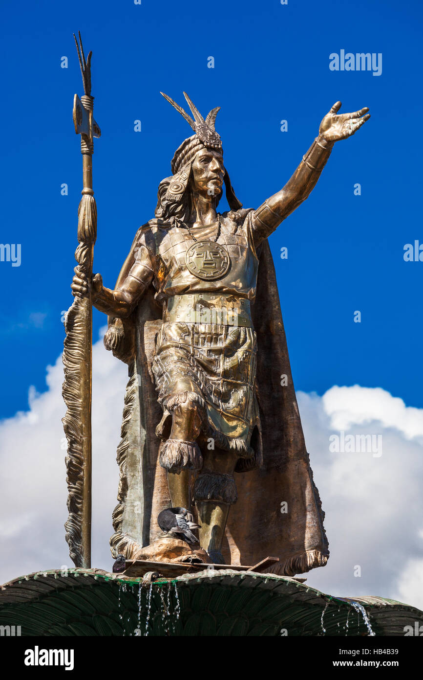Statue de l'Inca Pachacutec Banque D'Images