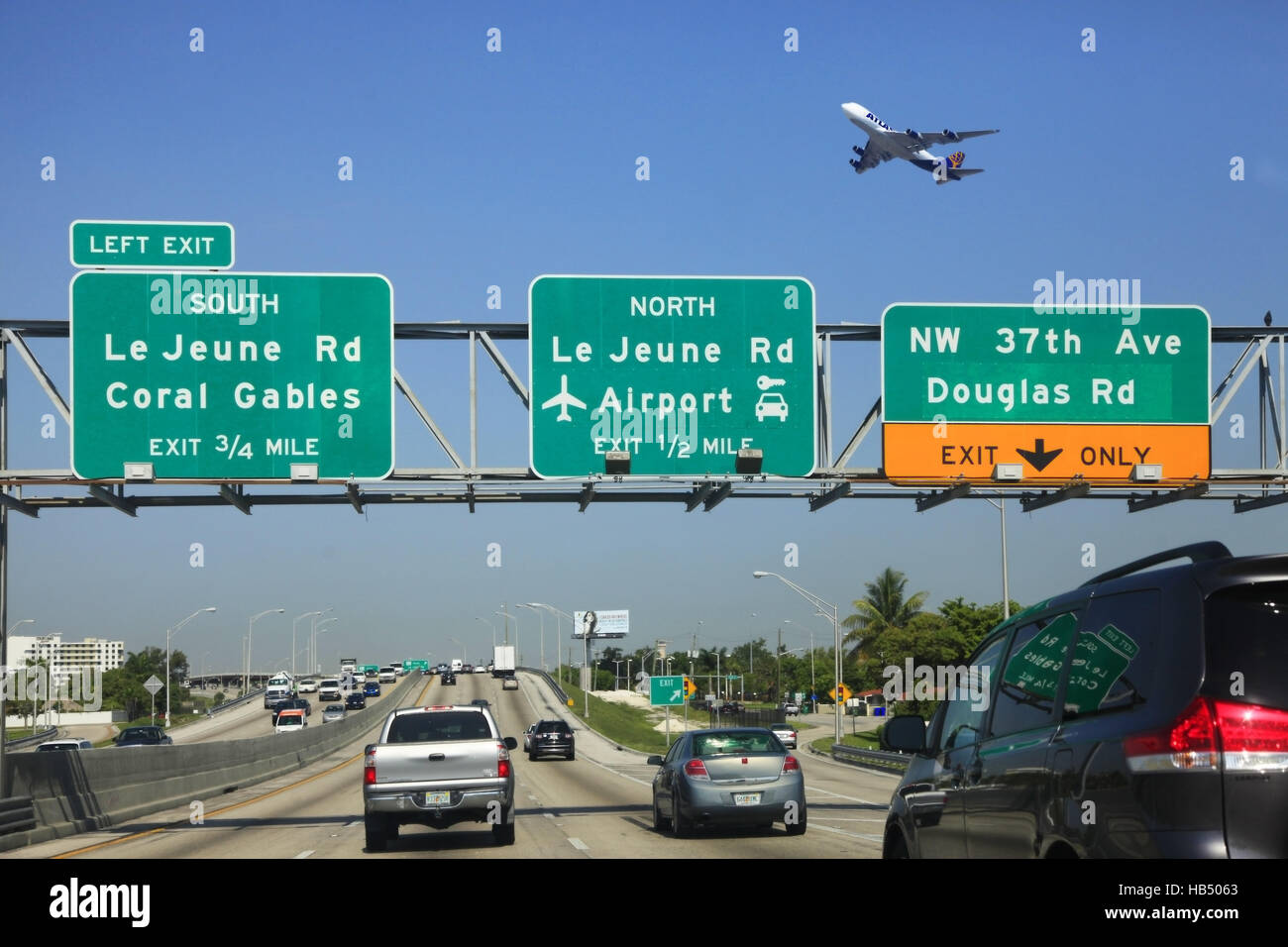 La conduite de l'autoroute de Miami Banque D'Images
