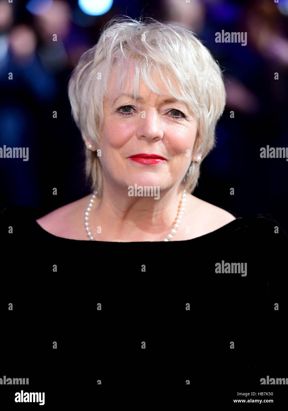 Alison Steadman participant à la British Independent Film Awards, à l'ancien marché de Billingsgate, Londres. ASSOCIATION DE PRESSE Photo. Photo date : dimanche 4 décembre 2016. Crédit photo doit se lire : Ian West/PA Wire Banque D'Images