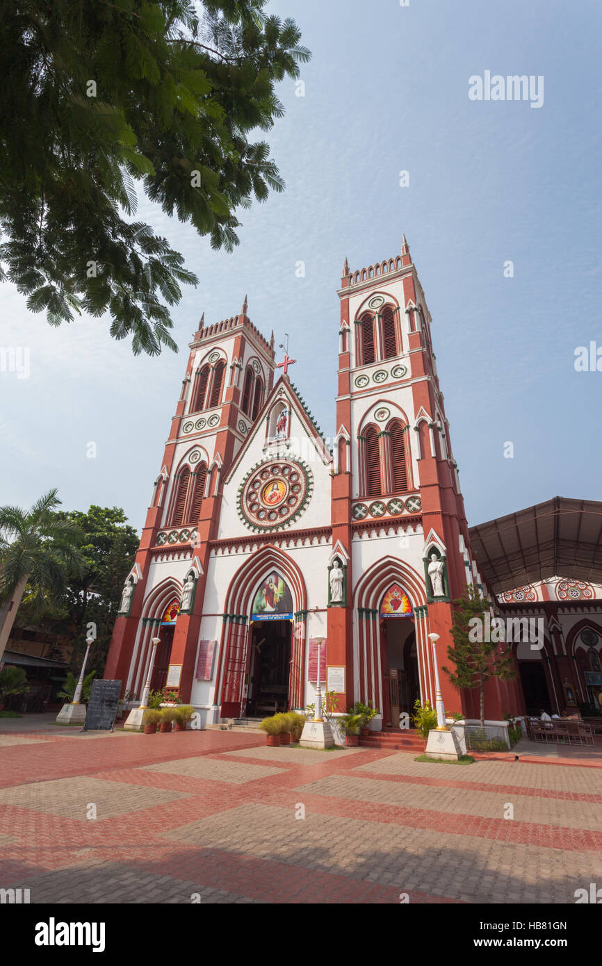 Basilique du Sacré-Cœur de Jésus, Pondicherry, Tamil Nadu, Inde Banque D'Images