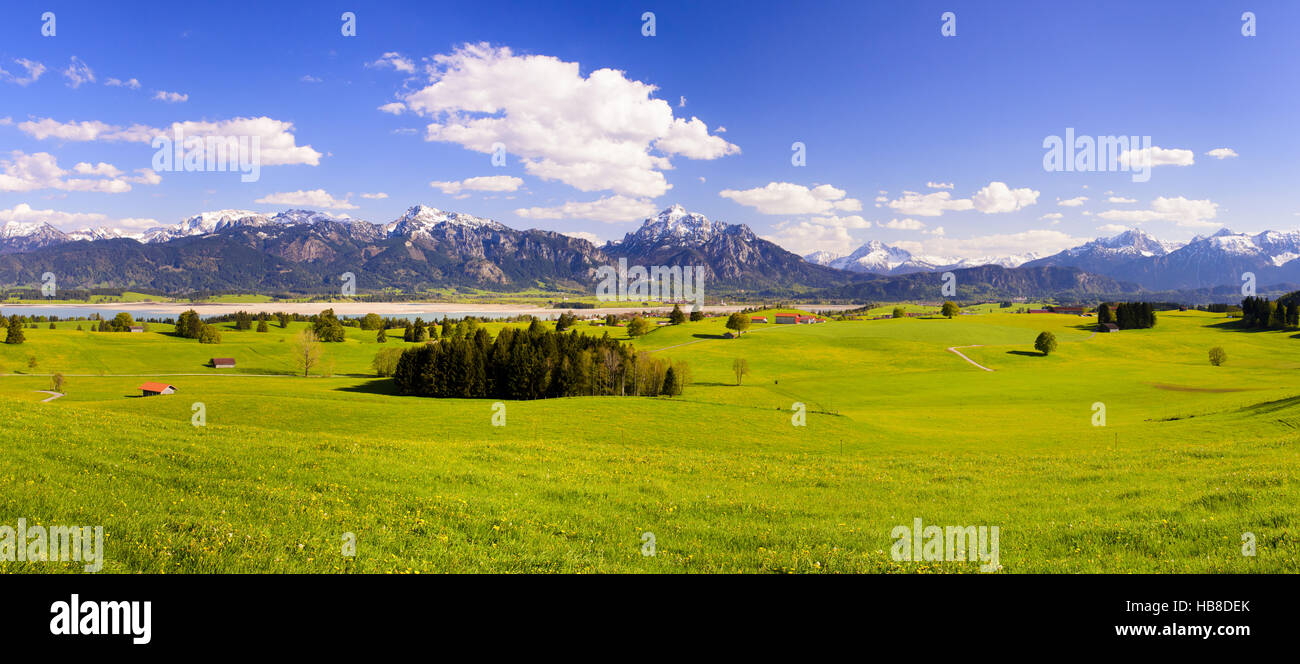 Vaste panorama paysage de montagnes des Alpes Banque D'Images
