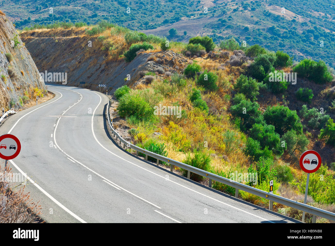 Route asphaltée en Espagne Banque D'Images