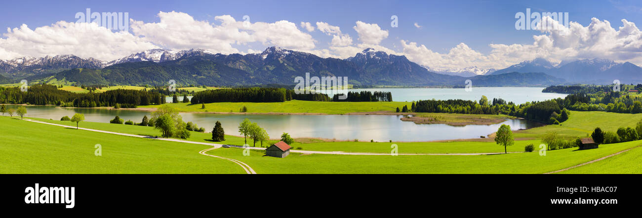 Vaste panorama paysage de montagnes des Alpes Banque D'Images