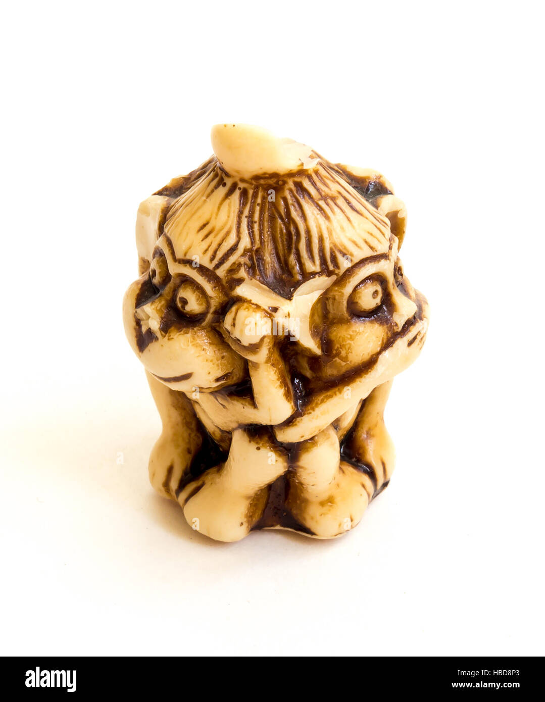 Netsuke japonais trois singes sages, parfois appelés les trois singes mystique, sont une illustration de maxim. Banque D'Images