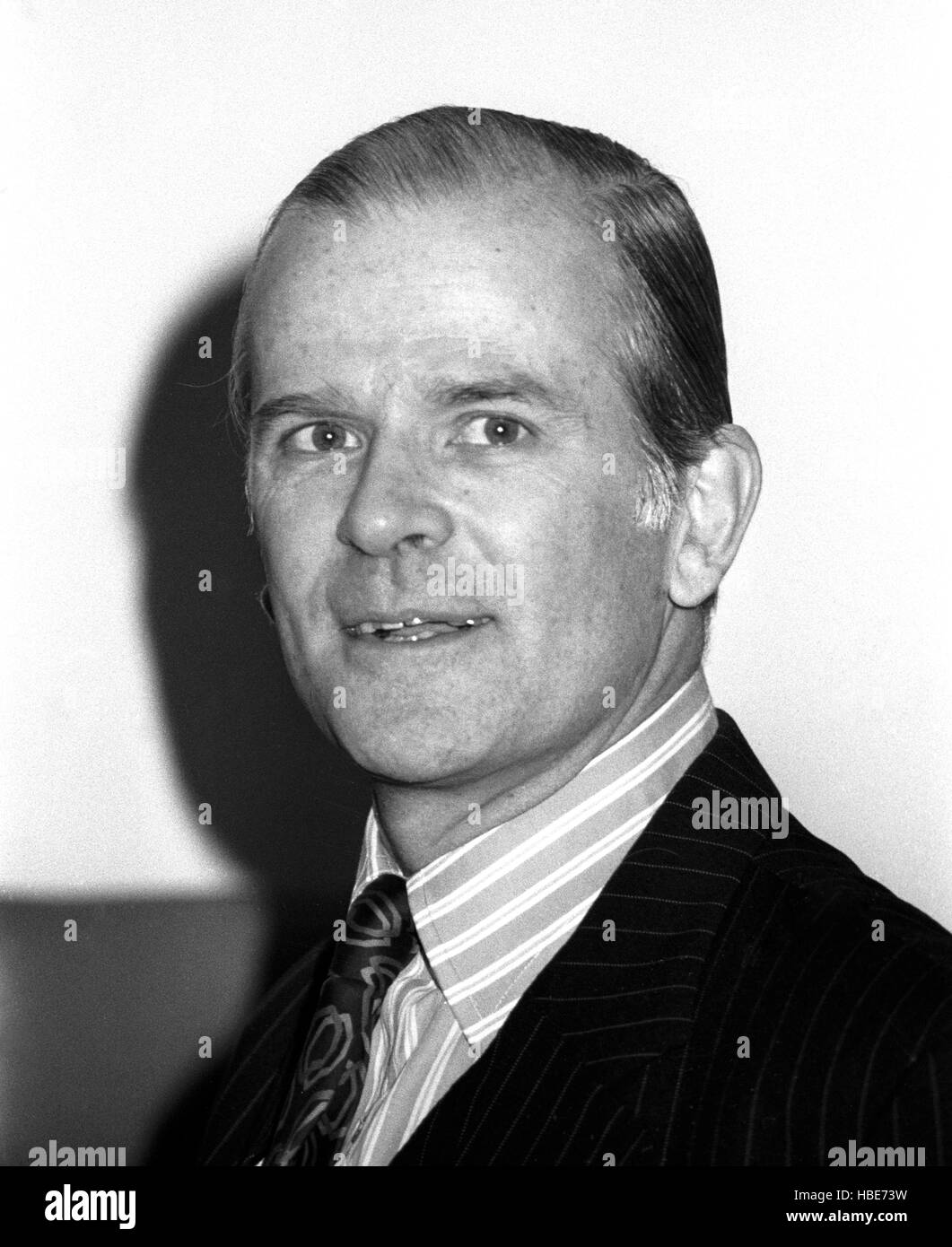 M. William Smith, 46, qui est d'être l'ambassadeur britannique à Lima, Pérou. M. Harding, marié et père de quatre fils, rejoint le Bureau des affaires étrangères en 1950 et a depuis tenu plusieurs nominations à la maison et à l'étranger. Banque D'Images