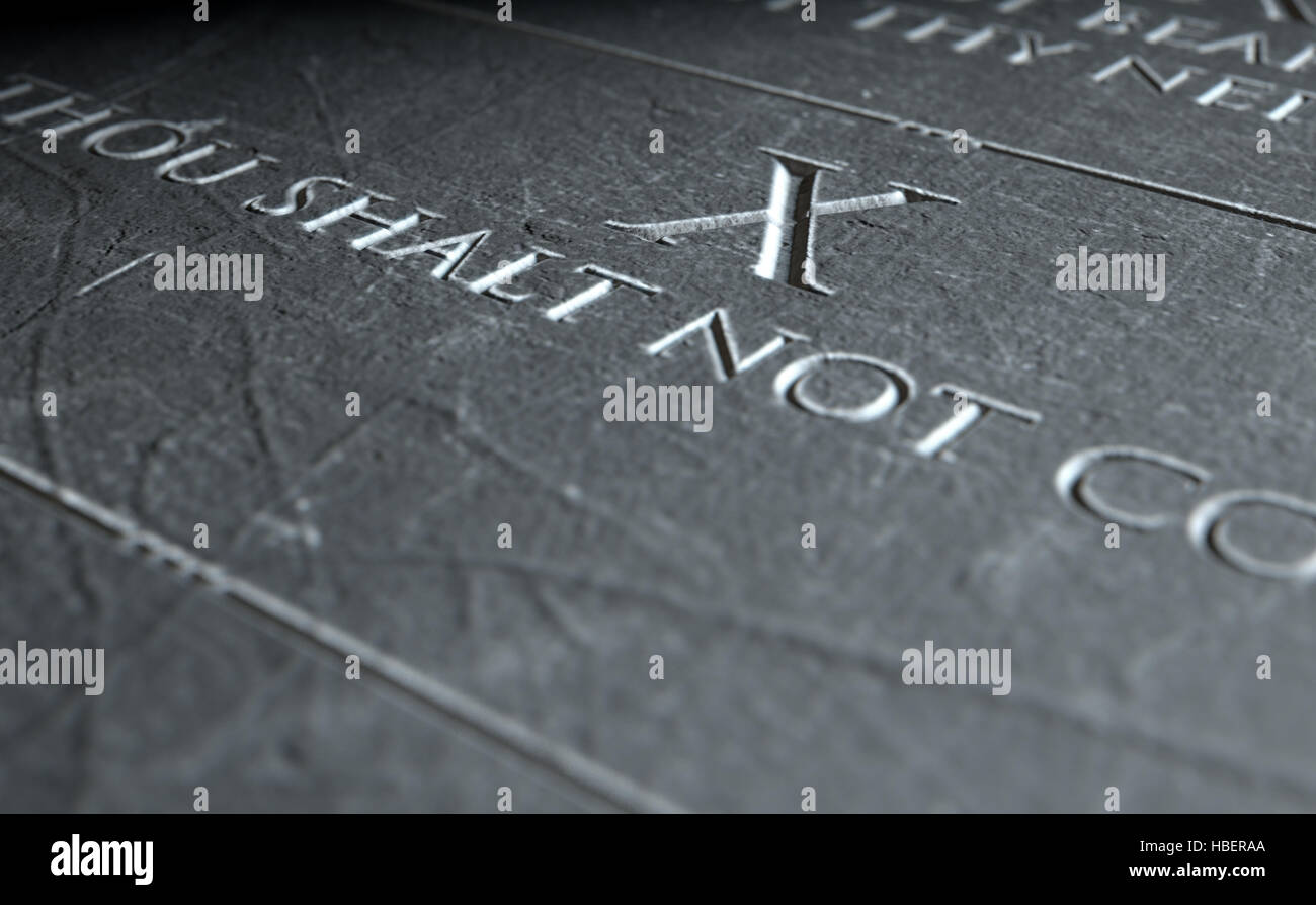 Un gros plan de rendu 3D des dix commandements gravés dans une tablette de pierre soulignant le dixième Banque D'Images