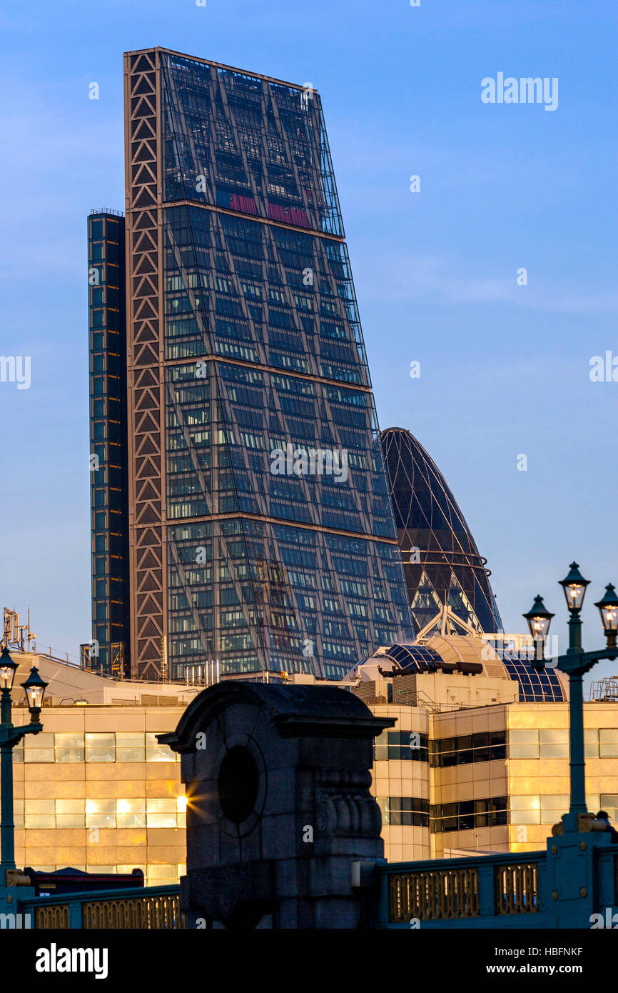 Gratte-ciel dans la ville de Londres, Londres, Angleterre Banque D'Images