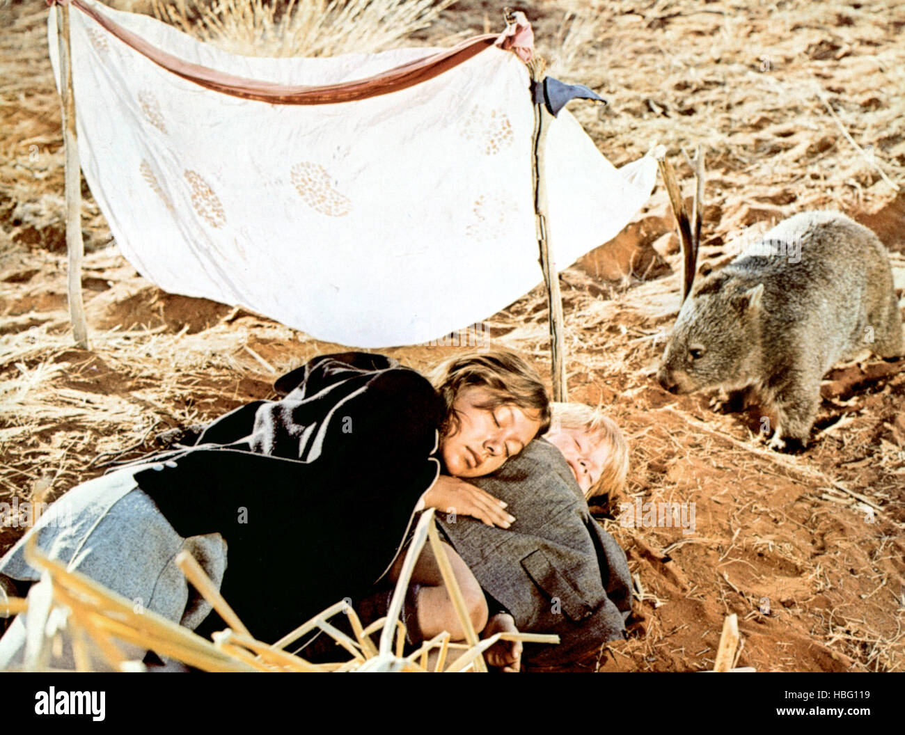 WALKABOUT Jenny Agutter Lucien Jean 1971 TM Et Copyright 20th walkabout-jenny-agutter-lucien-jean-1971-tm-et-copyright-20th