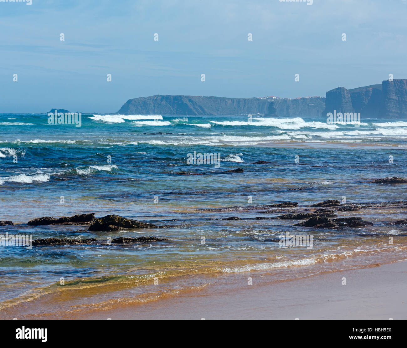 Tempête en mer. Banque D'Images