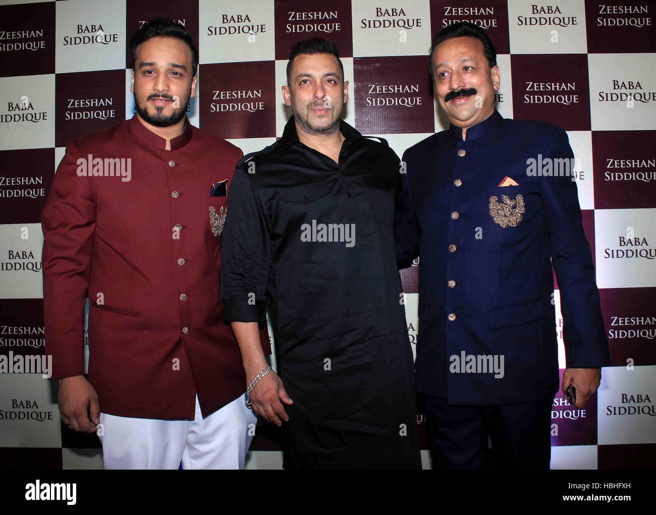 Baba Siddique, politicien indien, Zeeshan Siddique, Salman Khan, acteur indien, Iftar Party, Bombay, Mumbai, Maharashtra, Inde, Asie Banque D'Images