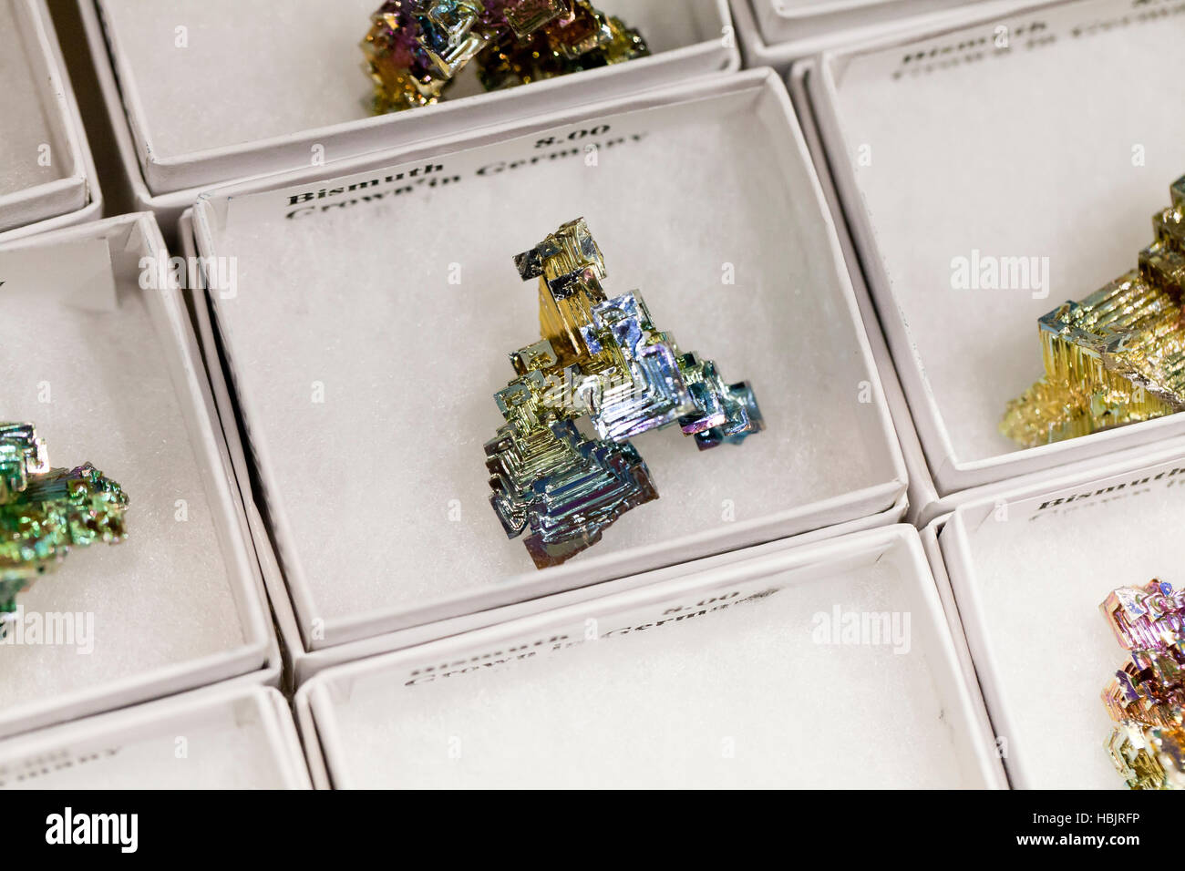 Cristal Bismuth spécimens cluster - USA Banque D'Images