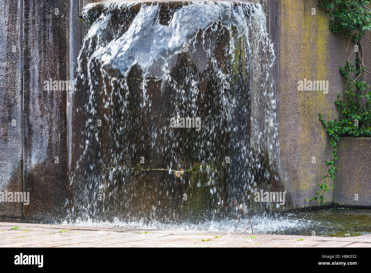 Conçu artificiellement cascade, fontaine Banque D'Images