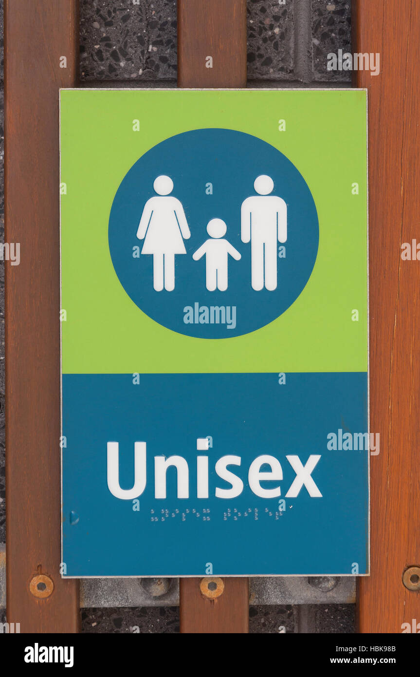 Inscrivez-toilettes unisexes, L'Esplanade, Surfers Paradise, ville de Gold Coast, Queensland, Australie Banque D'Images