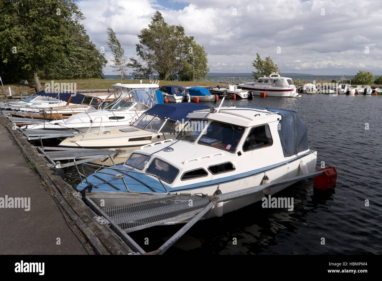 Marina au lac Vaettern en Suède Banque D'Images