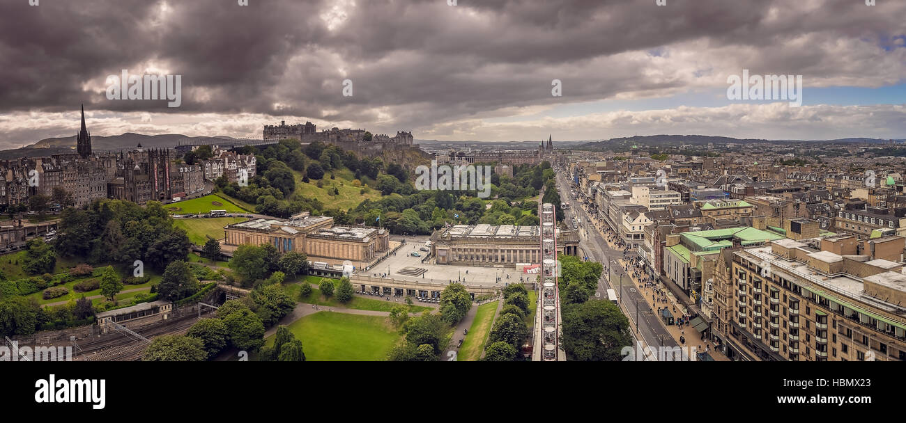 Vue panoramique sur le centre d'Édimbourg Banque D'Images