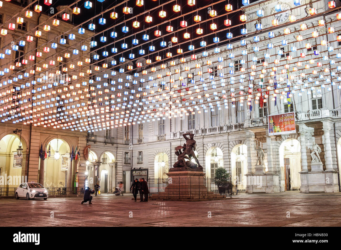 'Tappeto Volante' par Daniel Buren. Torino. Luci d'artista. Banque D'Images