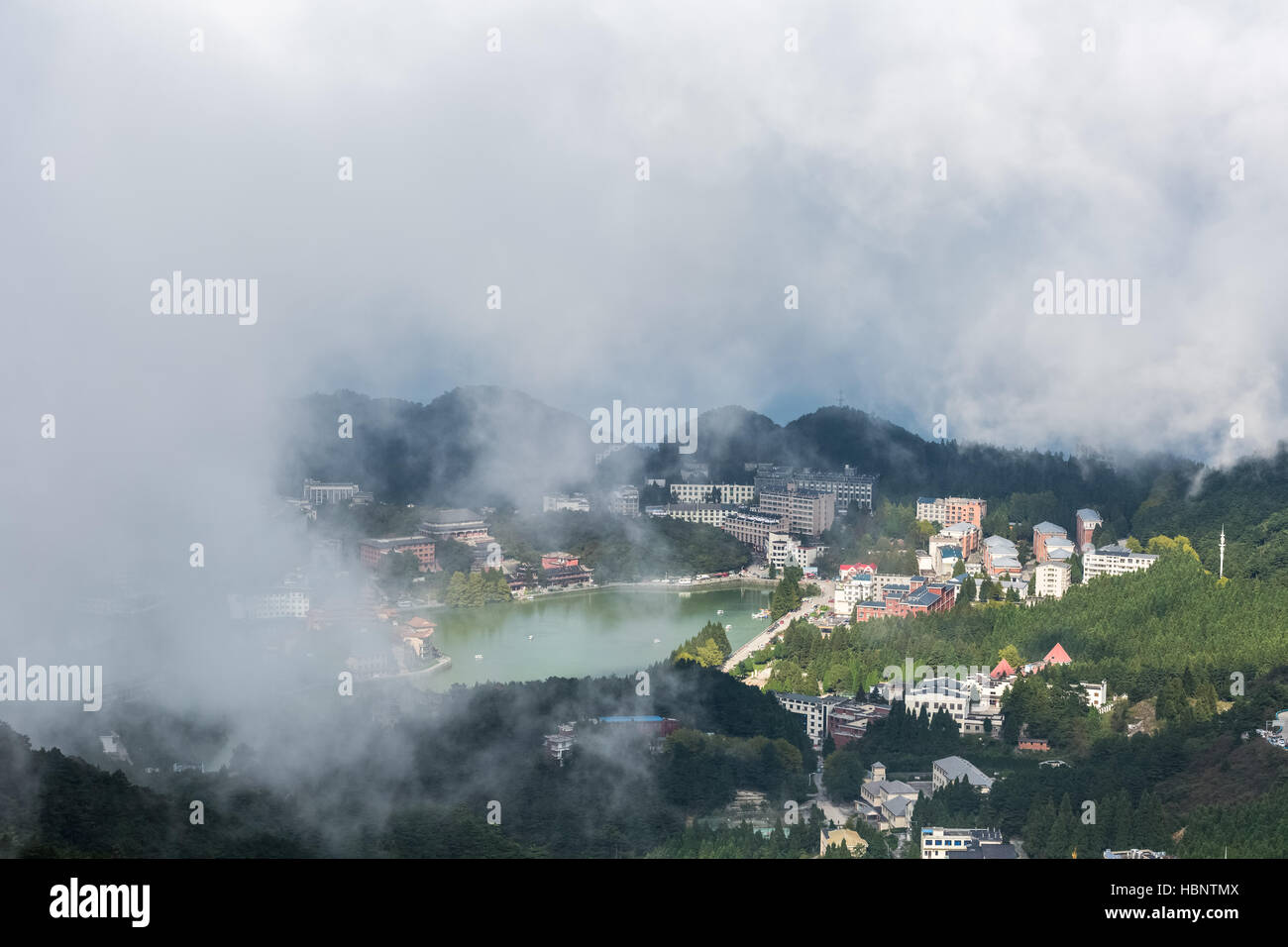 Vue aérienne du lac de nuages Banque D'Images