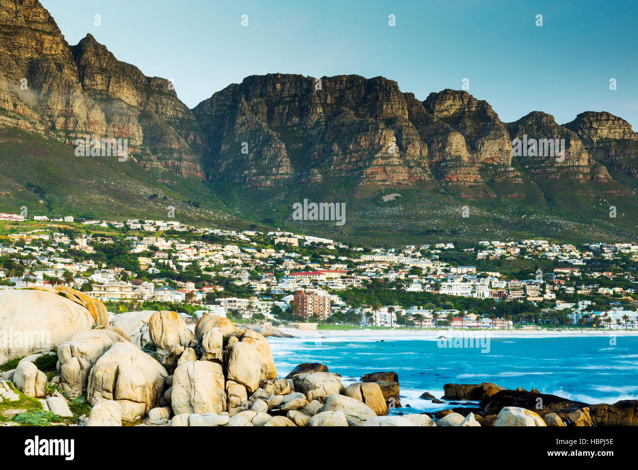 Camps Bay à Cape Town, Afrique du Sud Banque D'Images