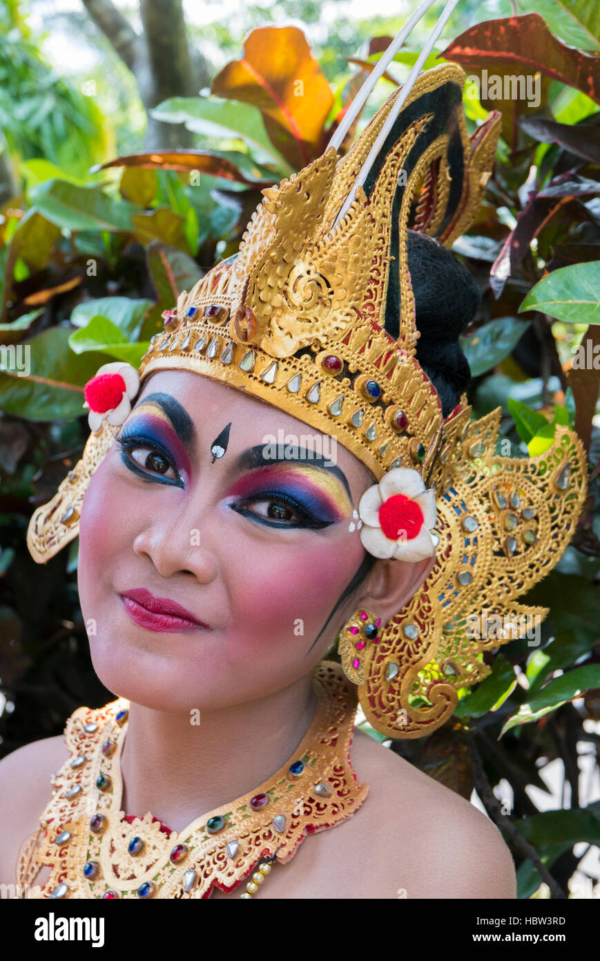 Portrait de femme au cours de la cérémonie du nouvel an balinais à Bali,  Indonésie Photo Stock - Alamy