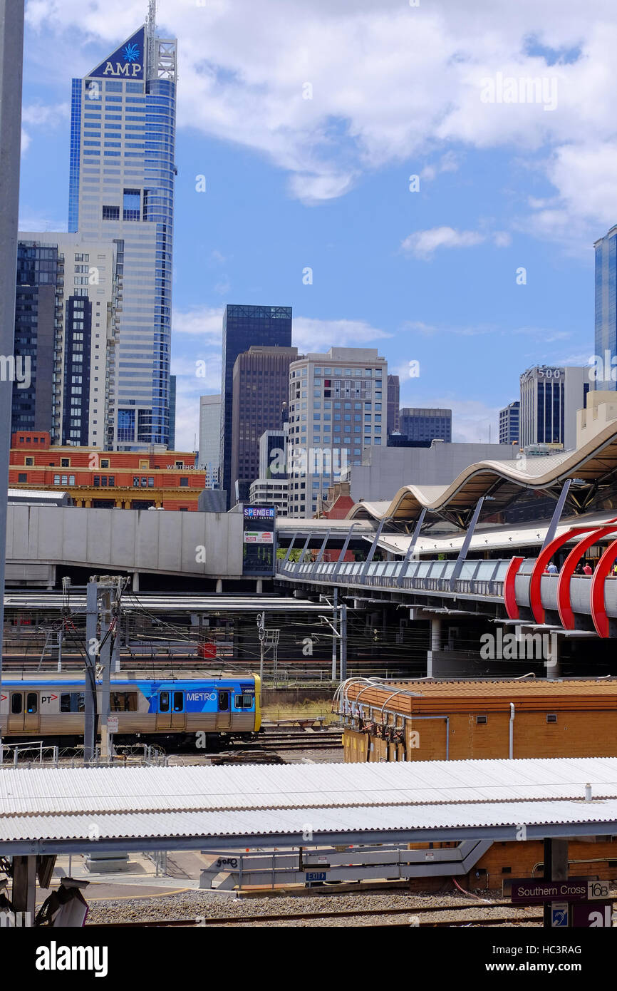 La gare ferroviaire du sud de la Croix de Victoria à Melbourne, Australie, Banque D'Images