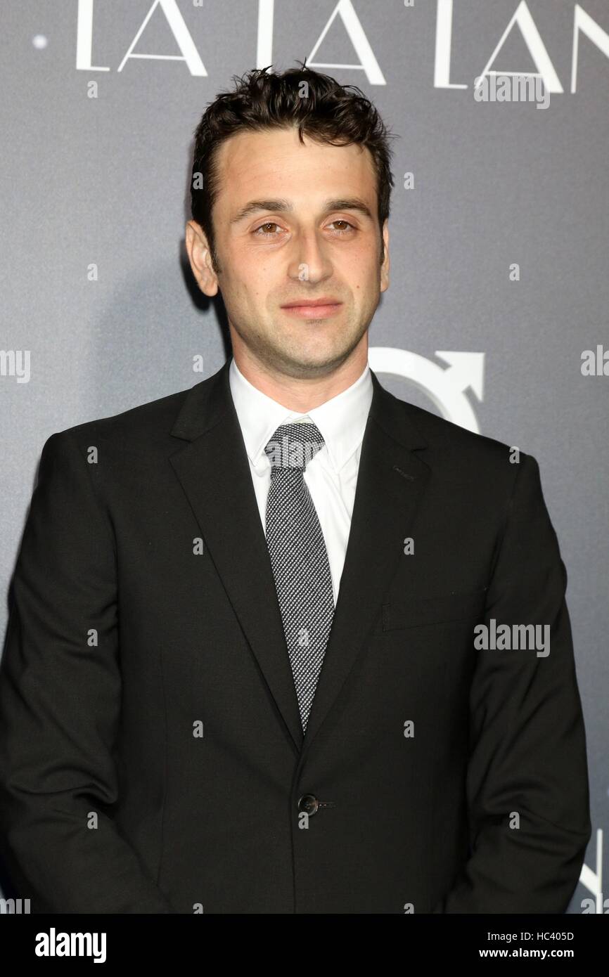 Los Angeles, CA, USA. 6e Dec 2016. Justin Hurwitz aux arrivées de LA LA LAND Premiere, Regency Westwood Village Theatre, Los Angeles, CA le 6 décembre 2016. Credit : Priscilla Grant/Everett Collection/Alamy Live News Banque D'Images