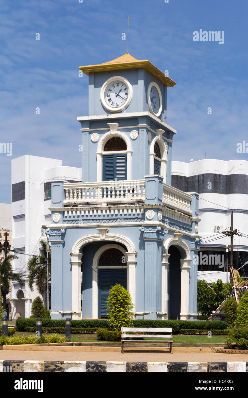 La tour de l'horloge dans la ville de Phuket, Thaïlande Banque D'Images
