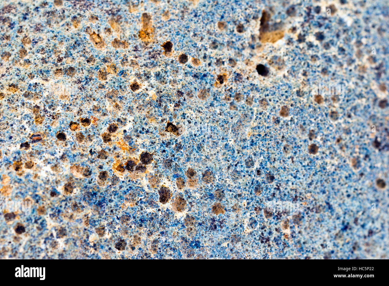 La texture sur la surface extérieure d'une géode volcanique bleu Banque D'Images