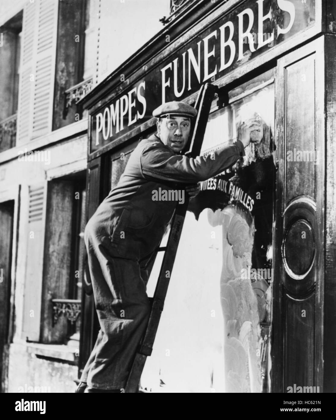 Le MOUTON A CINQ PATTES, (aka LE MOUTON A CINQ PATTES), Fernandel, 1954 Photo Stock Alamy Le MOUTON A CINQ PATTES, (aka LE MOUTON A CINQ PATTES), Fernandel, 1954 Photo Stock Alamy