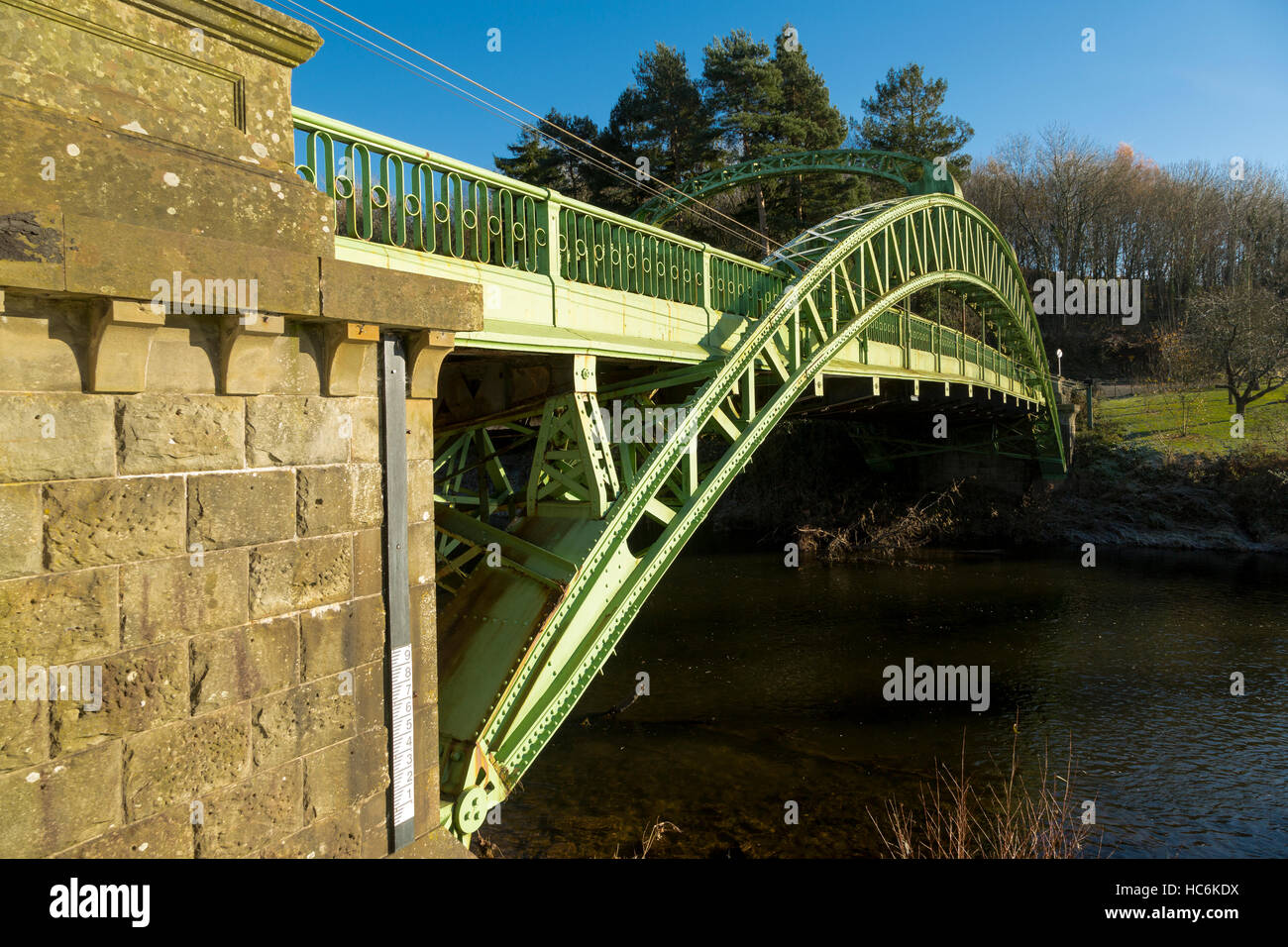 Pont des Chaînes realiser le B4598 sur la rivière Usk à Kemeys commandant. Construit vers 1906. Monmouthshire, Wales Banque D'Images