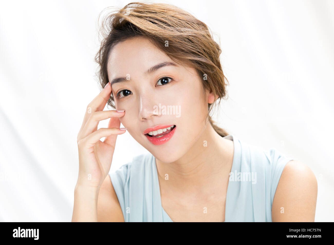 Portrait of young smiling woman Banque D'Images