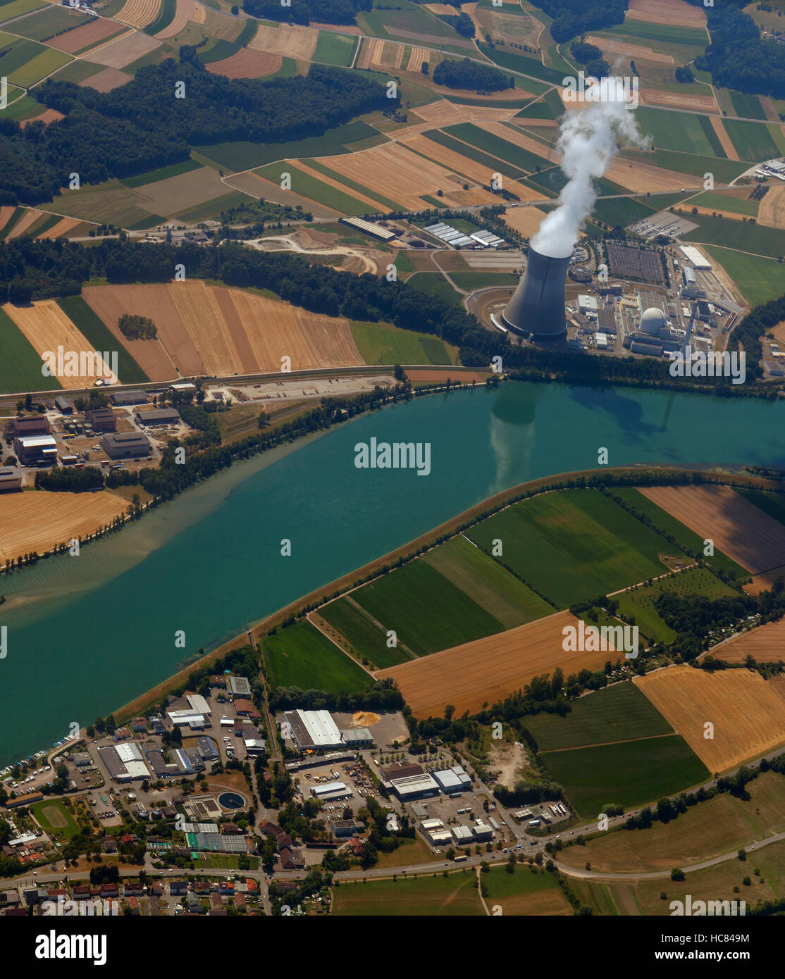 Nuclear power plant avec une vue d'ensemble de la pollution de l'écologie. Banque D'Images