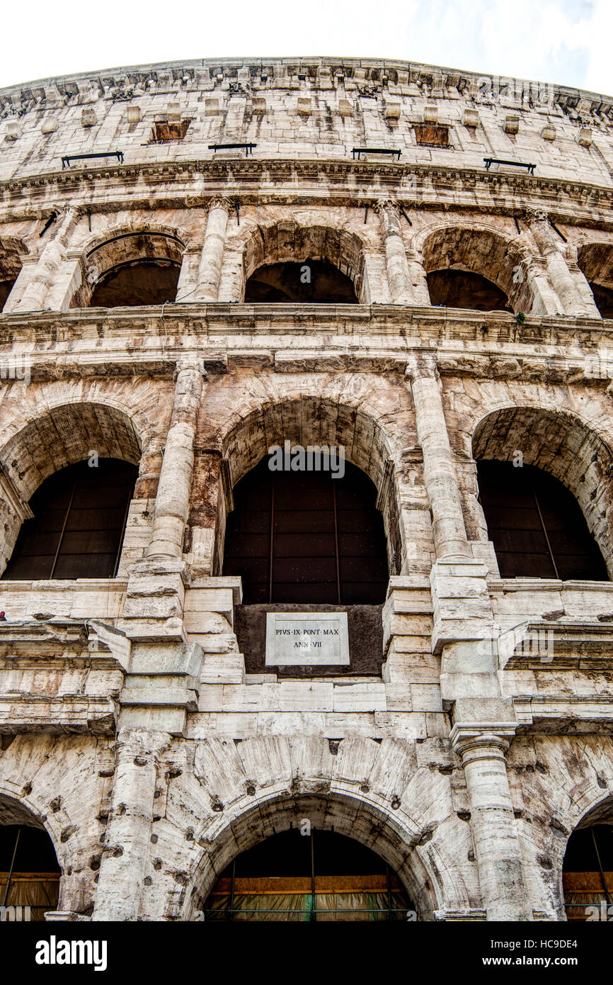 Vue détaillée du Colisée à Rome, Italie Banque D'Images