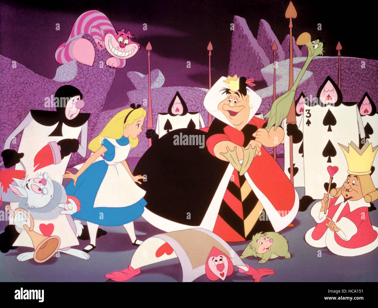 Alice Au Pays Des Merveilles, Lapin Blanc, Du Chat (En Haut À Gauche), Alice,  La Reine De Cœur, Roi De Coeur, 1951, ©Walt Disney Photo Stock - Alamy